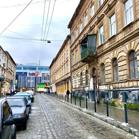 Romantic -near Opera ,center